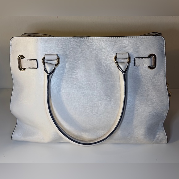 Michael Kors Hamilton Cream Shoulder Bag - Picture 3 of 13